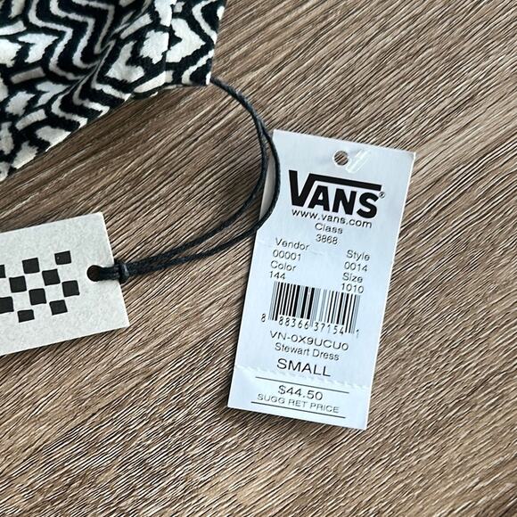 NWT Vans Stewart Dress Size Small Printed High Neck - Picture 2 of 5